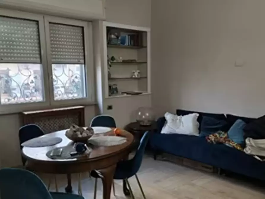 Immagine 4 di Appartamento in affitto  in viale farnese a Napoli