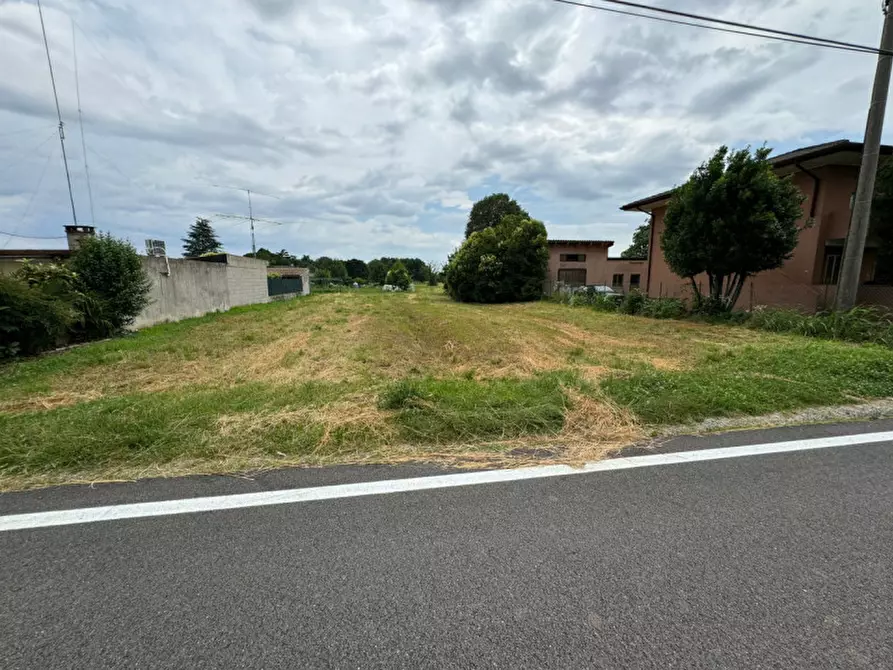 Immagine 9 di Terreno in vendita  in Str. Vecchia di Terenzano a Udine