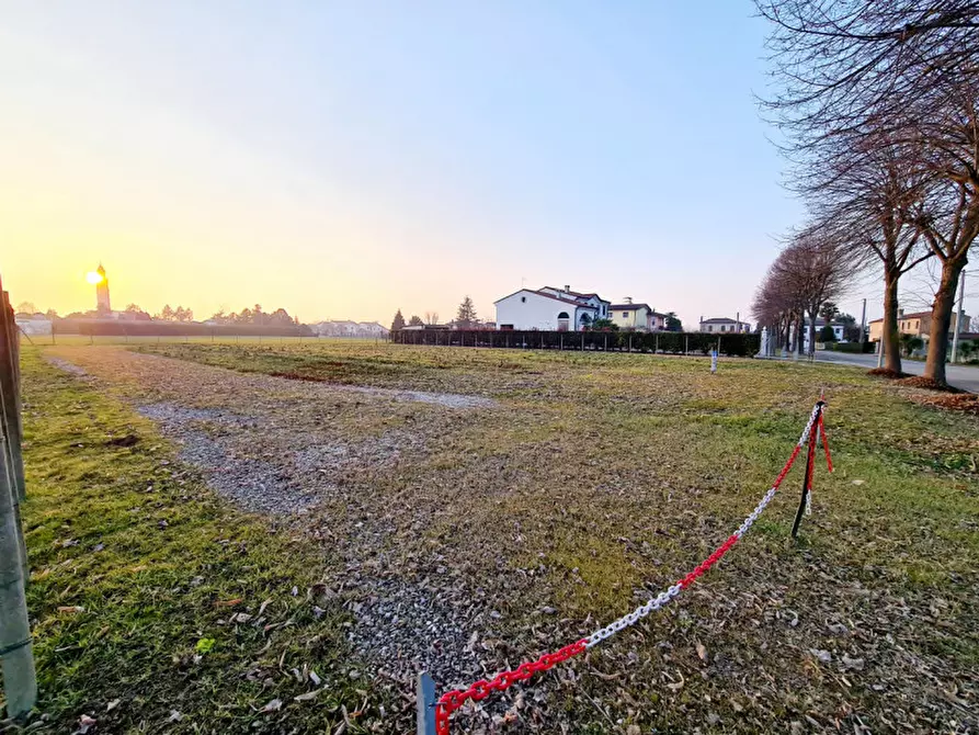 Immagine 7 di Terreno in vendita  in via Caporala a Borgo Veneto