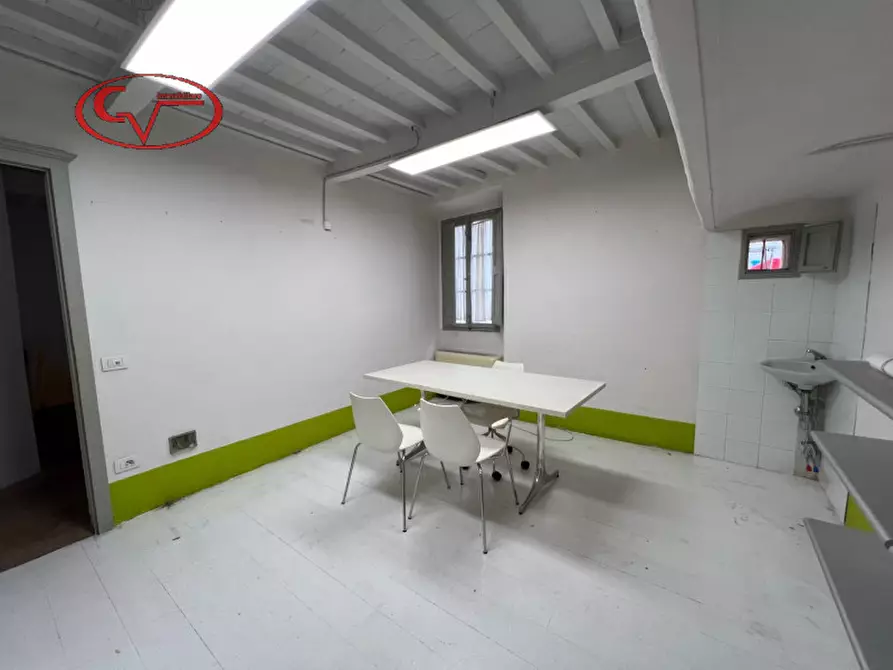 Immagine 13 di Ufficio in vendita  in via roma a Montevarchi