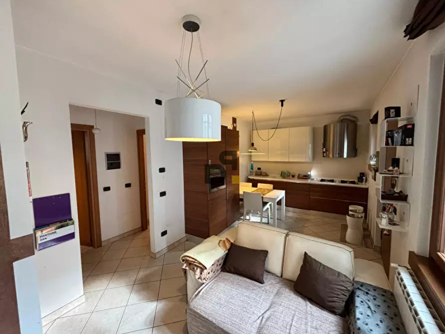 Immagine 1 di Appartamento in vendita  in via Angelo Tavoldino a Vestone