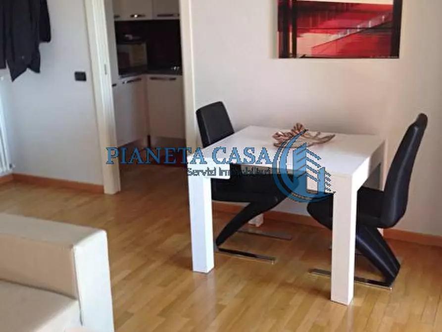 Immagine 4 di Appartamento in affitto  in Via Torelli 6 a Milano