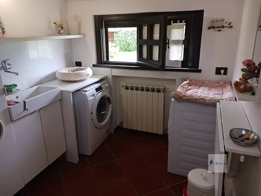 Immagine 30 di Villa in vendita  a Robecchetto Con Induno