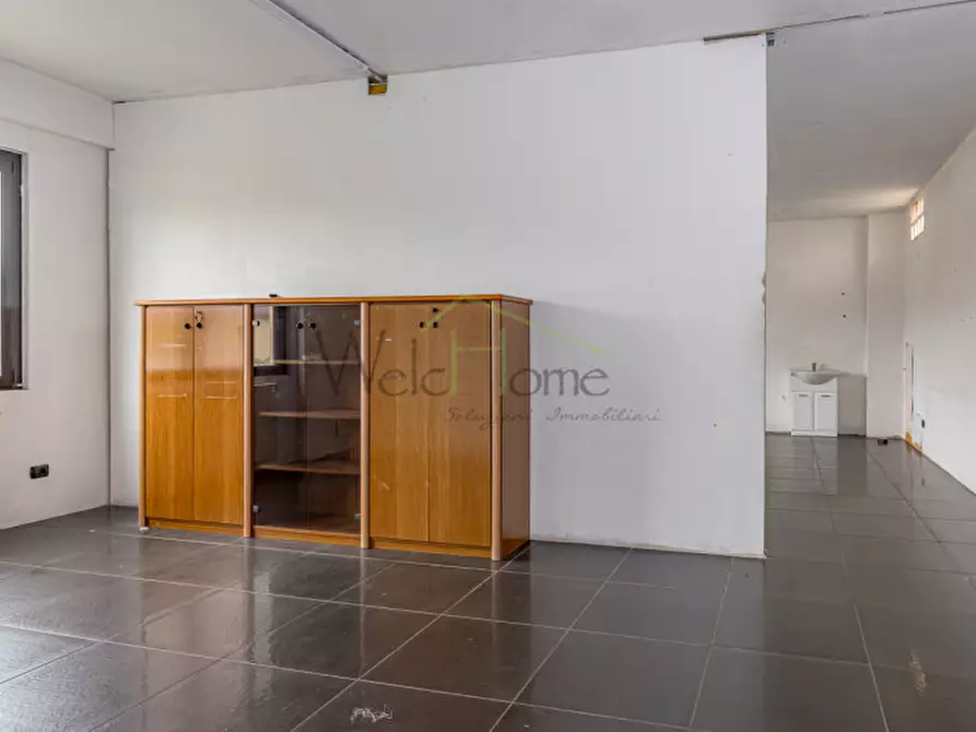 Immagine 10 di Ufficio in affitto  in Via Fermi a Orsenigo