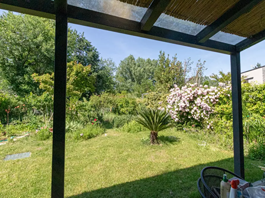 Immagine 8 di Casa trifamiliare in vendita  in VIA ZUCCHI 5 a San Lazzaro Di Savena