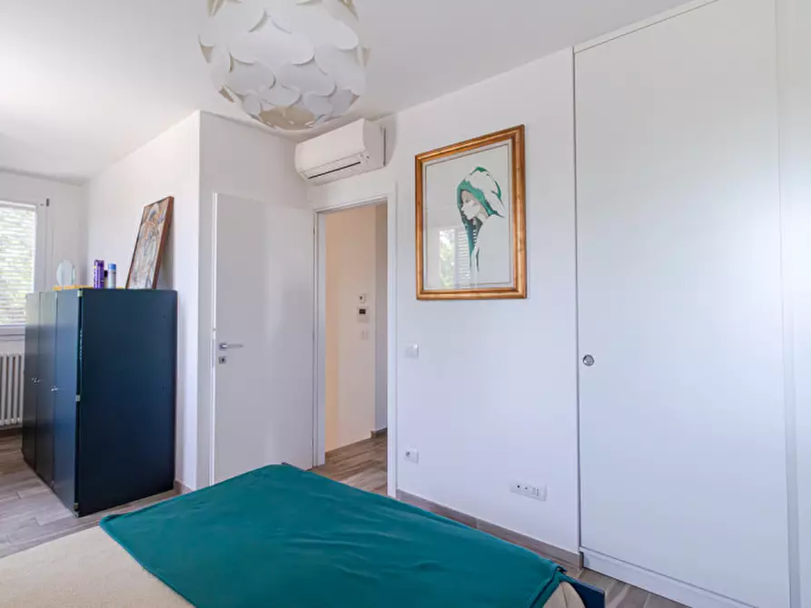 Immagine 13 di Casa trifamiliare in vendita  in VIA ZUCCHI 5 a San Lazzaro Di Savena