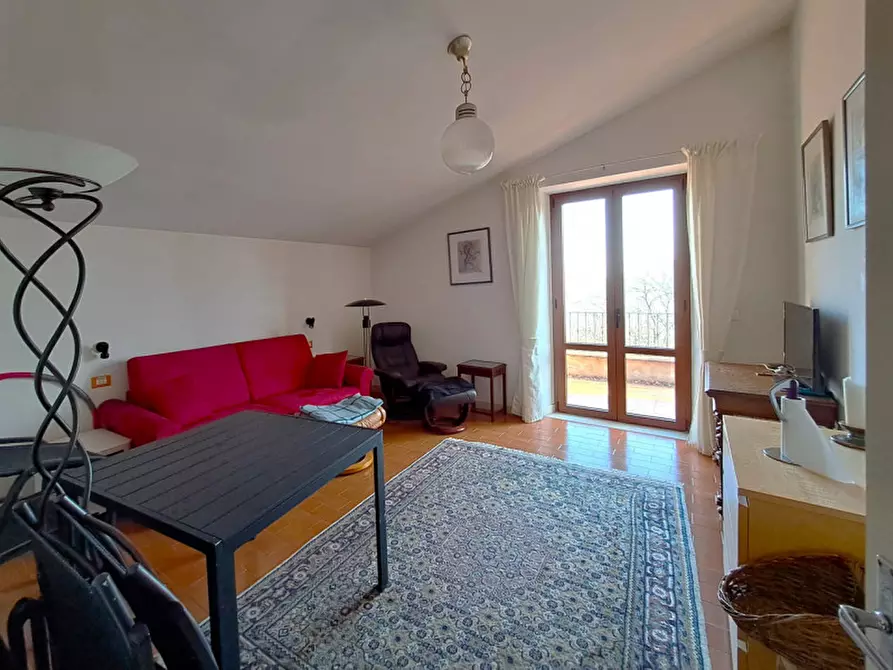 Immagine 16 di Villa in vendita  a Tuoro Sul Trasimeno