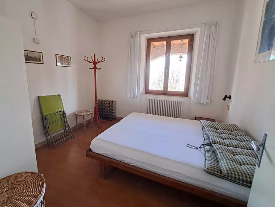 Immagine 23 di Villa in vendita  a Tuoro Sul Trasimeno