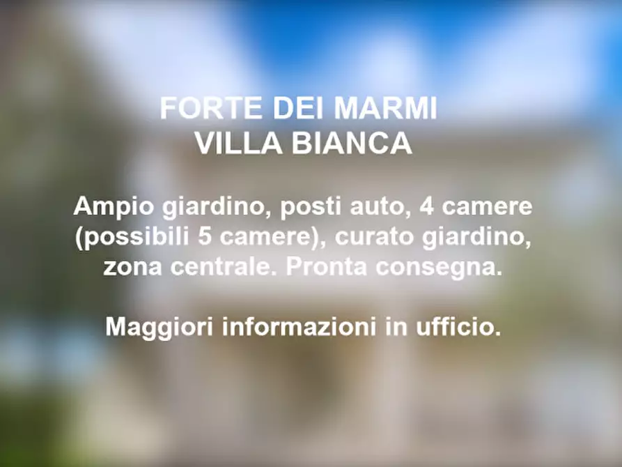Immagine 1 di Villa in vendita  in via Ponchielli a Forte Dei Marmi