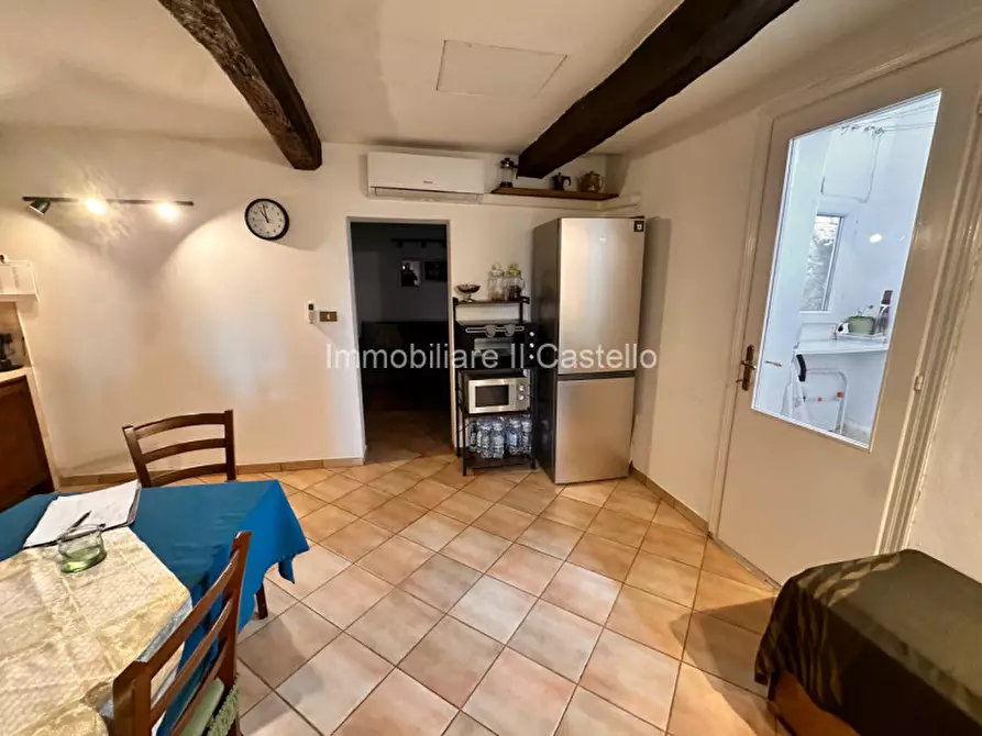 Immagine 6 di Appartamento in vendita  in Via Santa Maria a Castiglione Del Lago