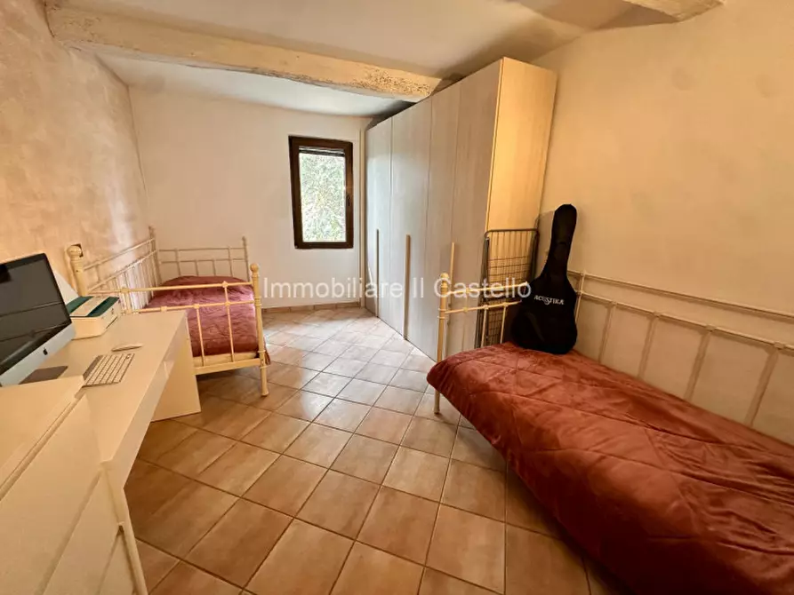 Immagine 12 di Appartamento in vendita  in Via Santa Maria a Castiglione Del Lago