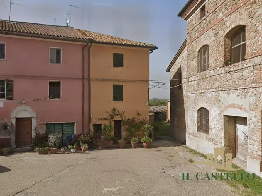 Immagine 14 di Appartamento in vendita  in Via Santa Maria a Castiglione Del Lago
