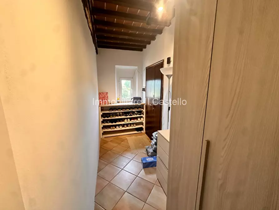 Immagine 15 di Appartamento in vendita  in Via Santa Maria a Castiglione Del Lago