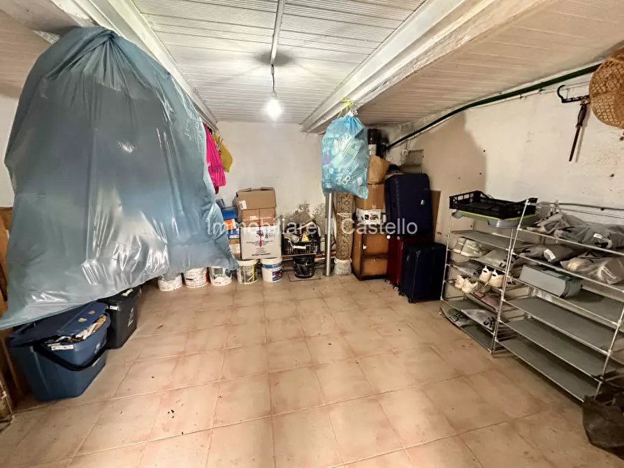 Immagine 16 di Appartamento in vendita  in Via Santa Maria a Castiglione Del Lago