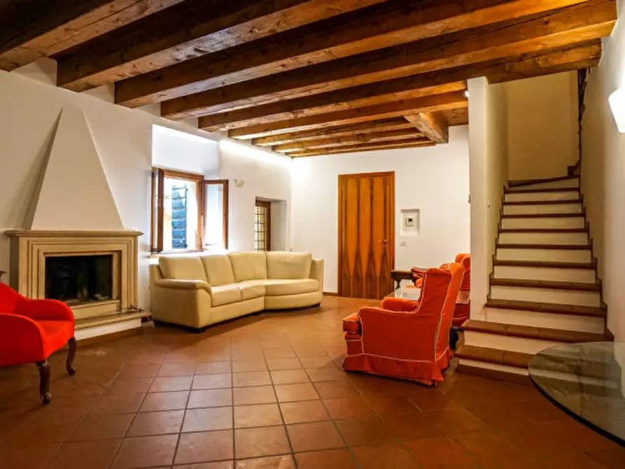 Immagine 1 di Appartamento in affitto  a Verona