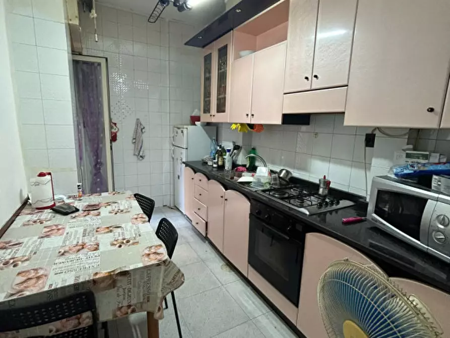 Immagine 3 di Appartamento in affitto  in Vico dei Zuroli, 6 a Napoli