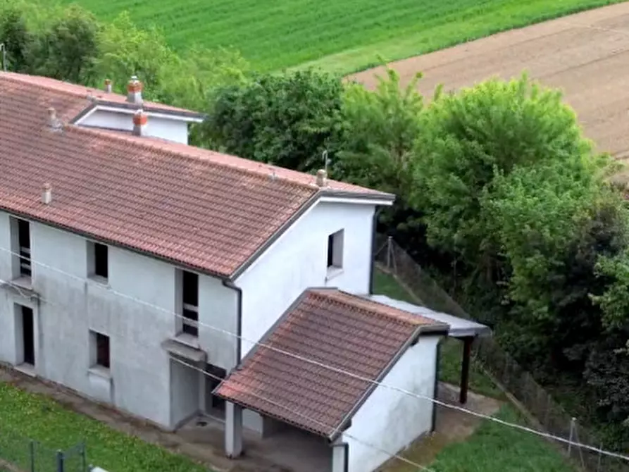 Immagine 2 di Casa bifamiliare in vendita  in via Bassa a Villafranca Padovana
