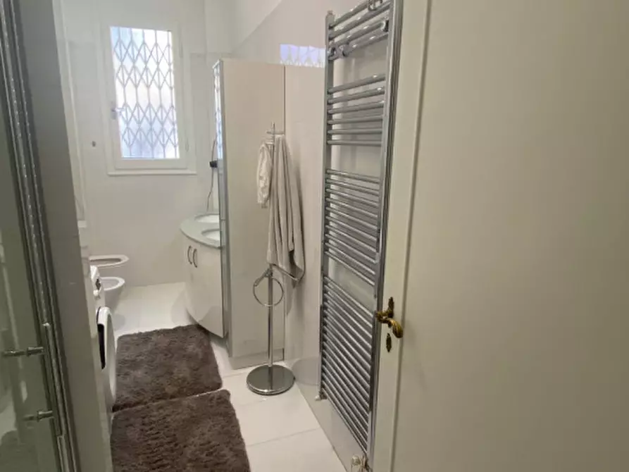 Immagine 21 di Appartamento in vendita  in VIA TRIESTE a Firenze