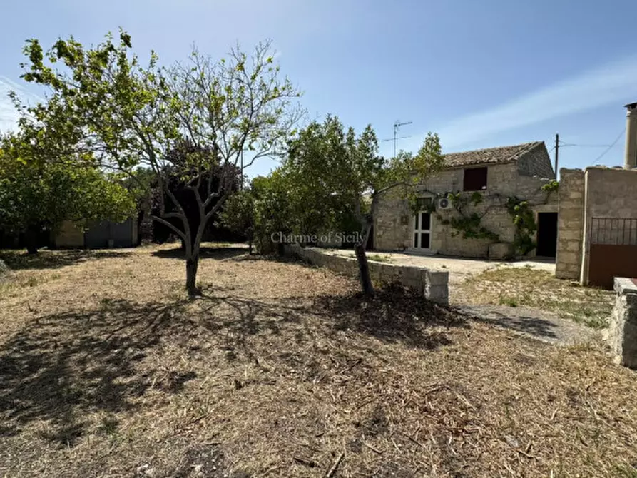 Immagine 11 di Casa indipendente in vendita  in C.da Bussello a Modica