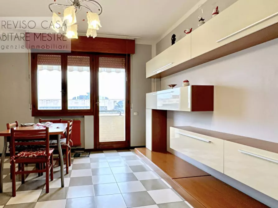 Immagine 1 di Appartamento in vendita  in Via Sante Biasuzzi n. 18 a Paese
