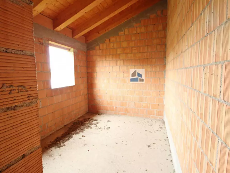 Immagine 8 di Casa bifamiliare in vendita  in via desman a Santa Maria Di Sala