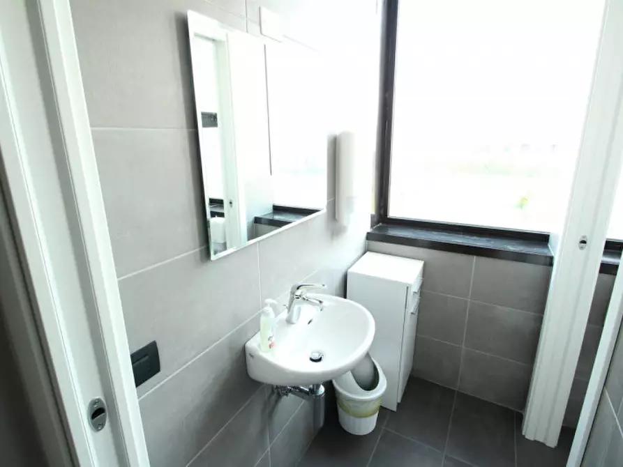 Immagine 6 di Capannone industriale in vendita  a Santa Maria Di Sala