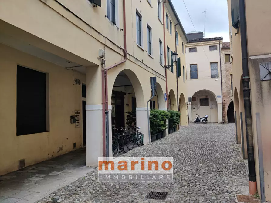 Immagine 10 di Appartamento in vendita  in Via Dante a Padova