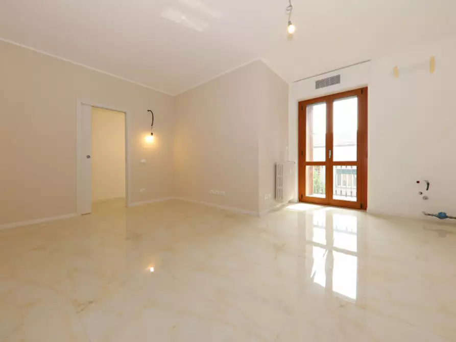 Immagine 1 di Appartamento in vendita  in Corso Matteotti, 33 a Seregno