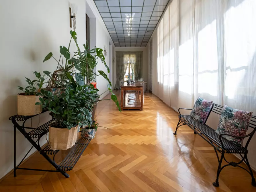 Immagine 9 di Attico in vendita  a Bologna