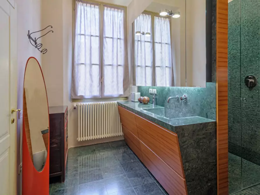 Immagine 21 di Attico in vendita  a Bologna