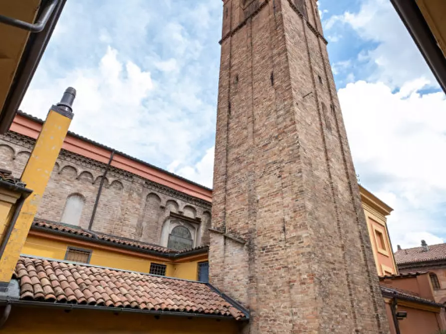Immagine 29 di Attico in vendita  a Bologna