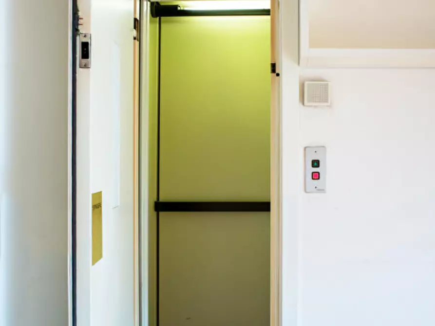 Immagine 19 di Casa indipendente in vendita  in Via Torleone 7 a Bologna