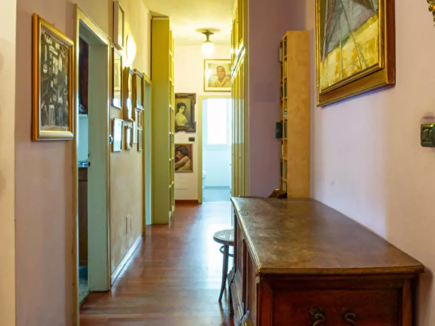 Immagine 4 di Appartamento in vendita  in Viale Oriani 33 a Bologna