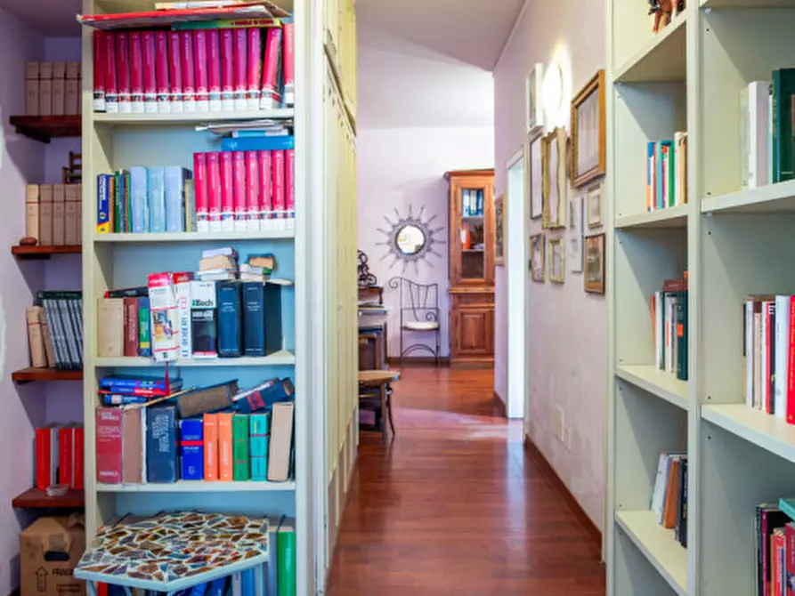Immagine 6 di Appartamento in vendita  in Viale Oriani 33 a Bologna