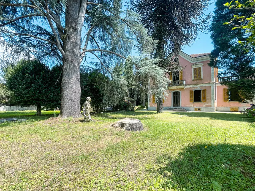 Immagine 4 di Villa in vendita  in Pietro Durio, 111 a Pella