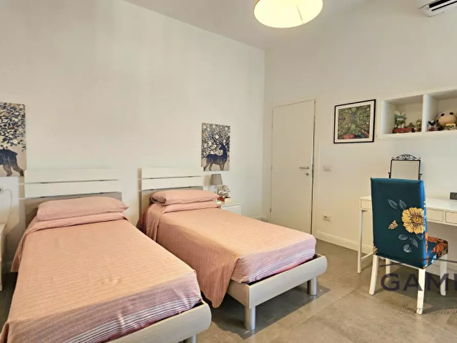 Immagine 15 di Appartamento in vendita  a Sesto Fiorentino