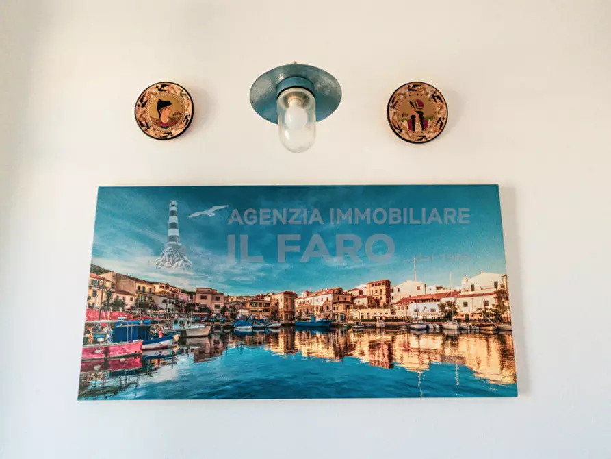 Immagine 11 di Appartamento in vendita  in Via Leonardo da Vinci a La Maddalena