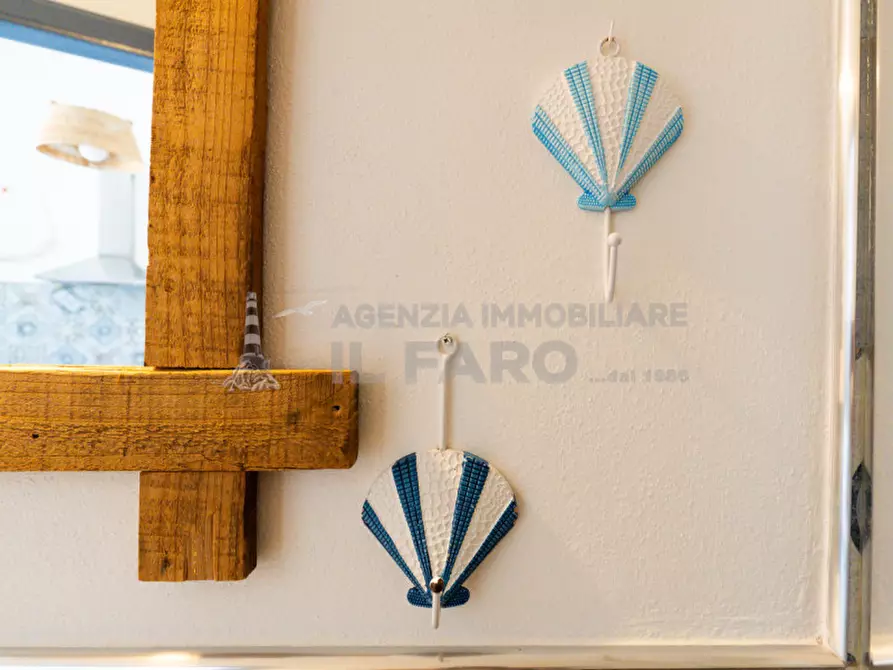 Immagine 13 di Appartamento in vendita  in Via Leonardo da Vinci a La Maddalena