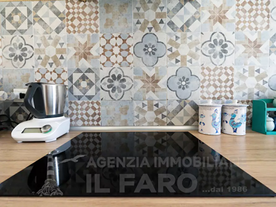 Immagine 19 di Appartamento in vendita  in Via Leonardo da Vinci a La Maddalena