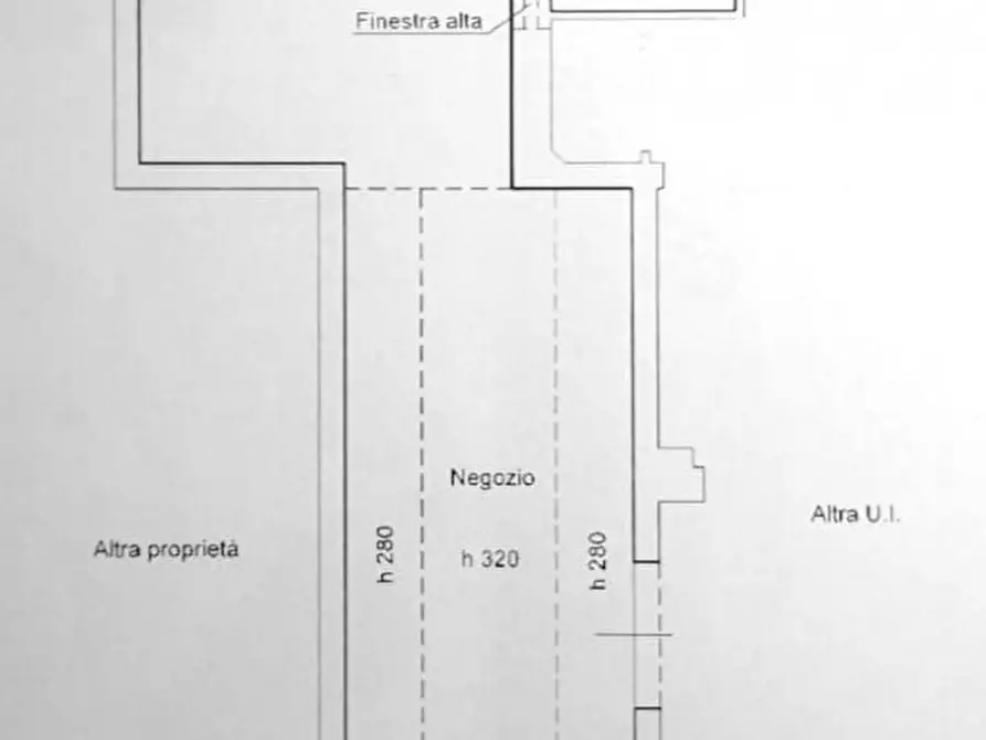 Immagine 9 di Negozio in affitto  in VIA GALLIANO a Firenze