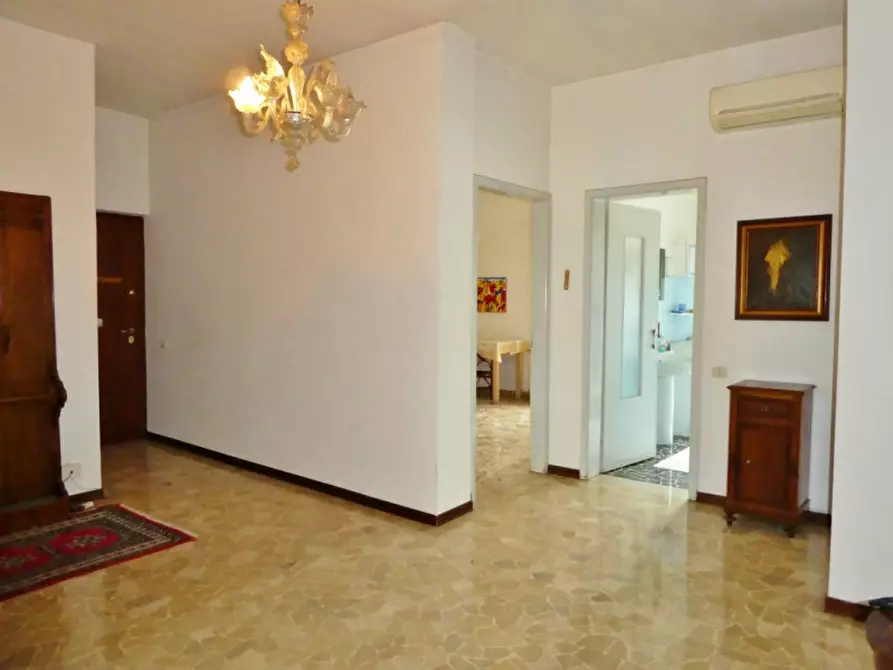 Immagine 1 di Appartamento in vendita  in via de sanctis a Vicenza