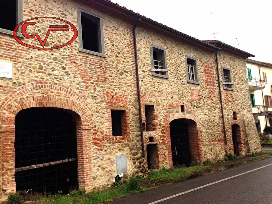 Immagine 2 di Rustico / casale in vendita  in Castiglion fibocchi a Arezzo