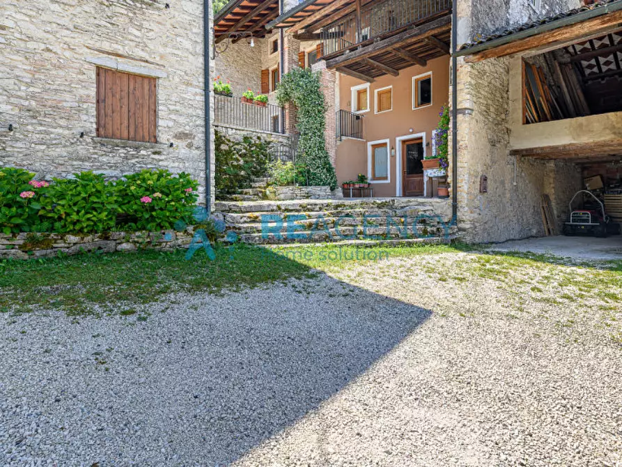 Immagine 20 di Villa in vendita  in via gollini a Chiampo