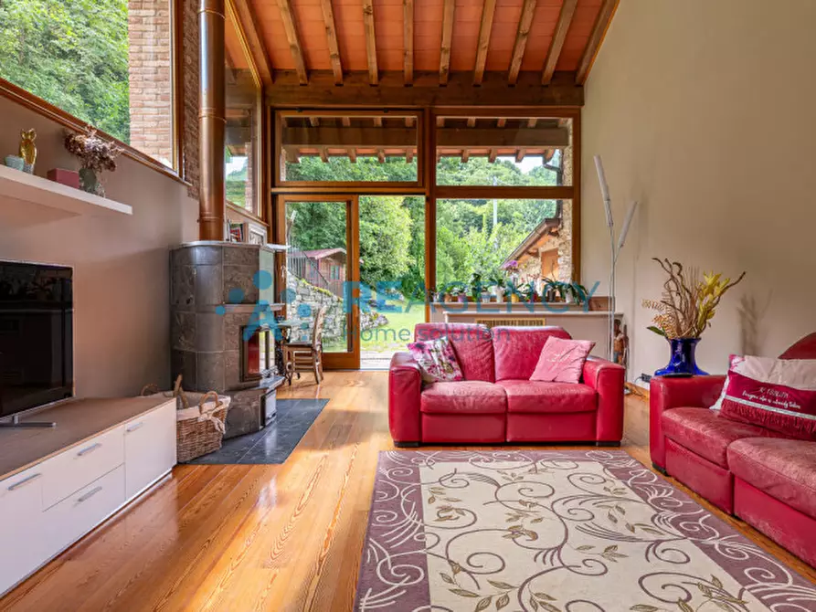 Immagine 33 di Villa in vendita  in via gollini a Chiampo