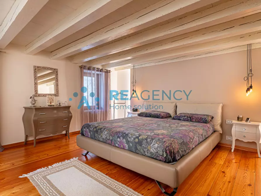 Immagine 35 di Villa in vendita  in via gollini a Chiampo