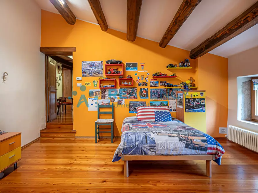 Immagine 39 di Villa in vendita  in via gollini a Chiampo