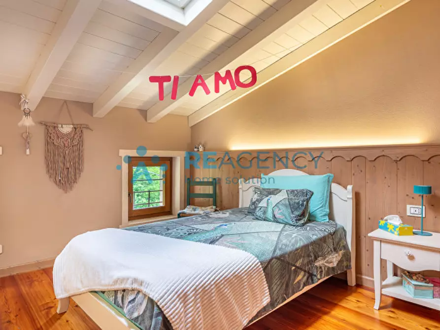 Immagine 41 di Villa in vendita  in via gollini a Chiampo