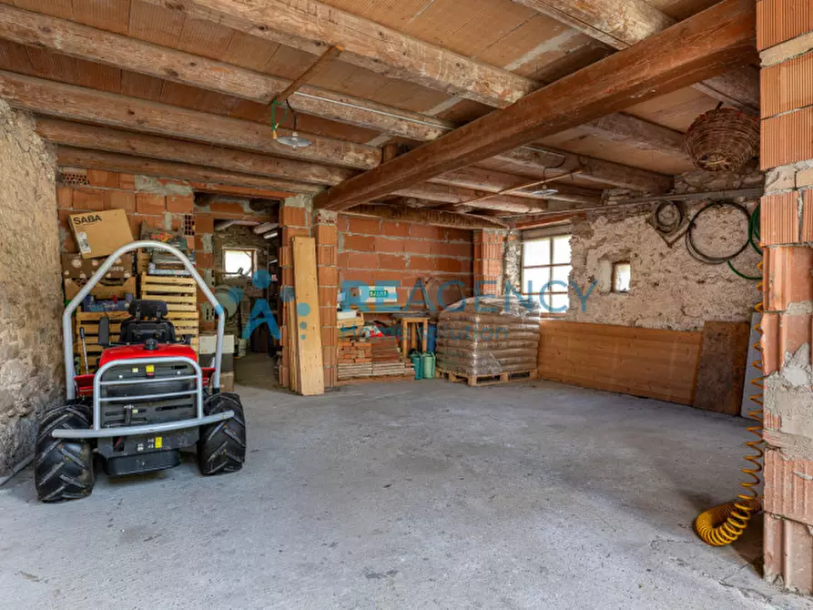 Immagine 45 di Villa in vendita  in via gollini a Chiampo