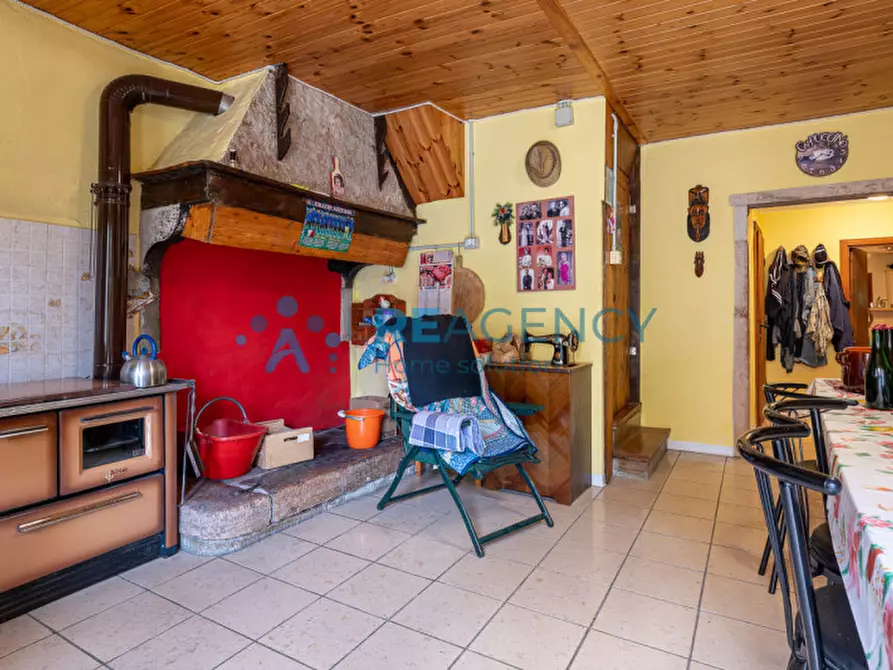 Immagine 48 di Villa in vendita  in via gollini a Chiampo