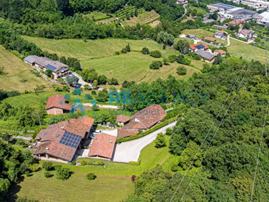 Immagine 51 di Villa in vendita  in via gollini a Chiampo